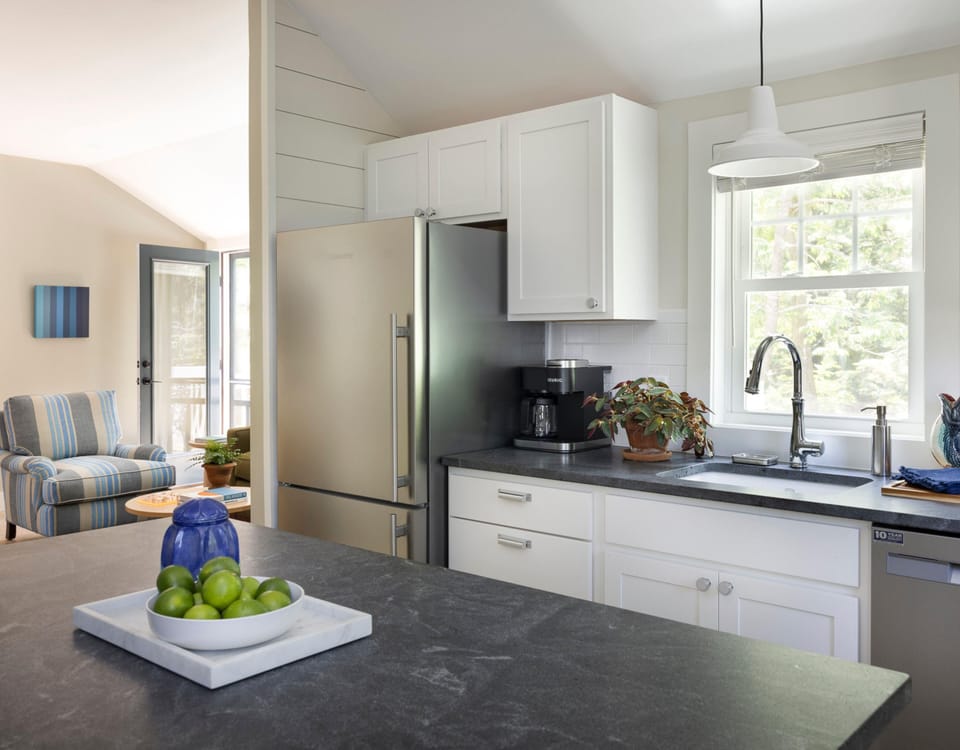 Cottage (Bayberry) | Private kitchenette | Coffee/tea maker, fridge, microwave