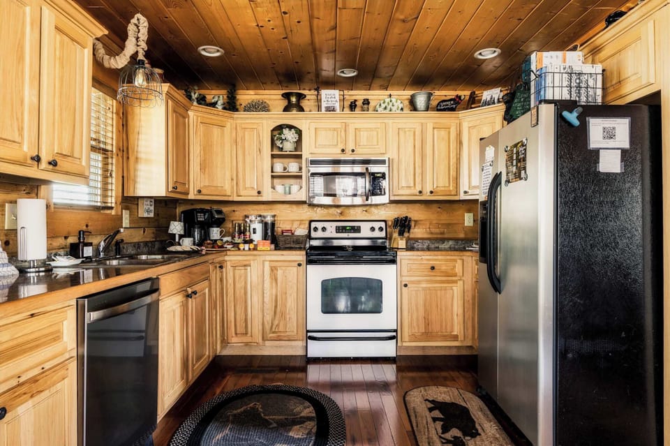 Fully stocked kitchen