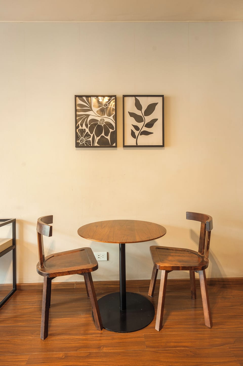 Basic Apartment, Balcony, City View | Private kitchen | Microwave, oven, stovetop, coffee/tea maker