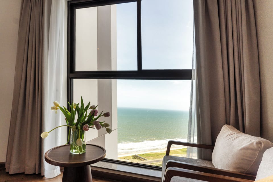 Beach/ocean view