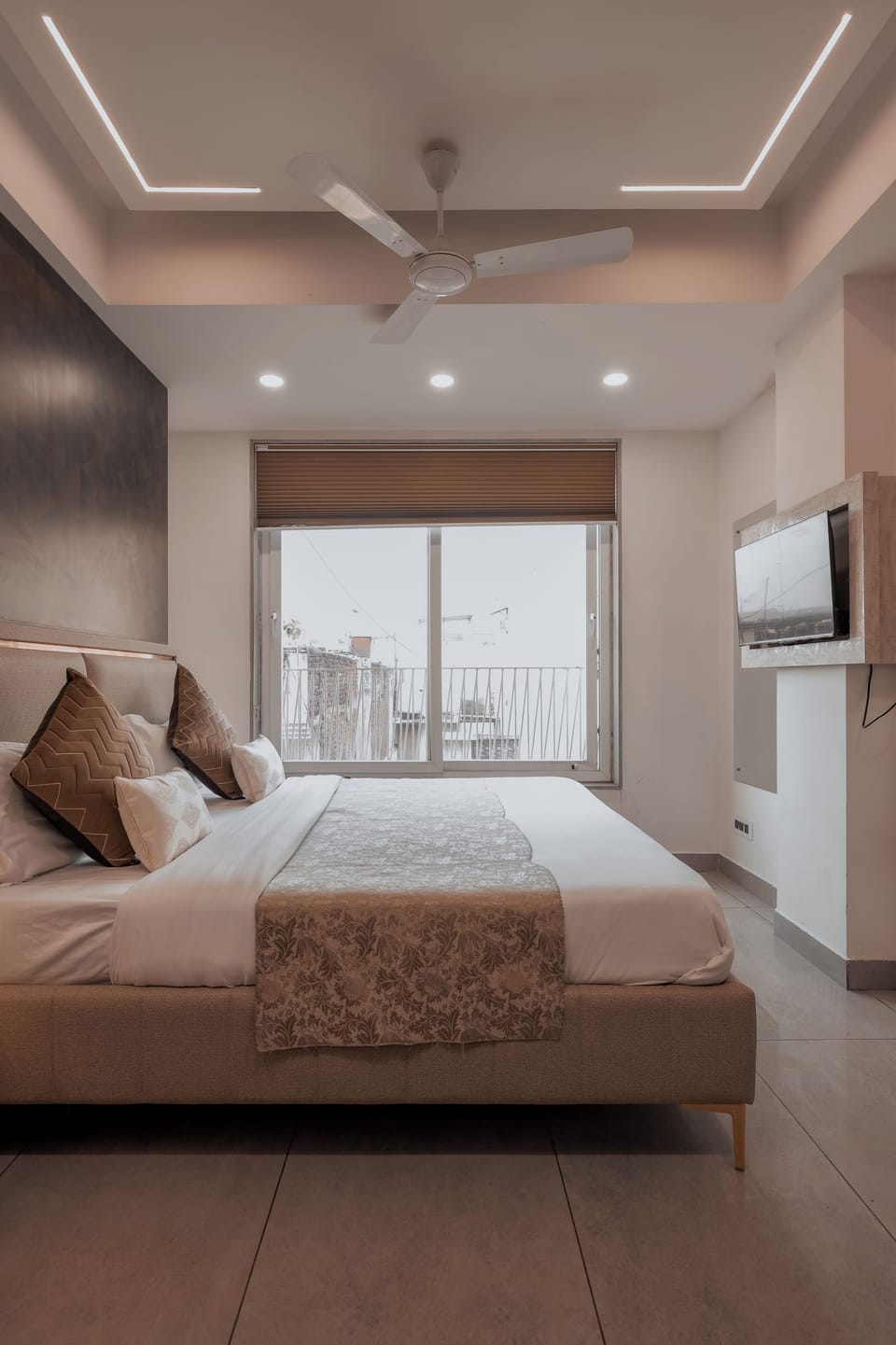 Premium Double Room, City View | In-room safe, blackout drapes, soundproofing, free WiFi