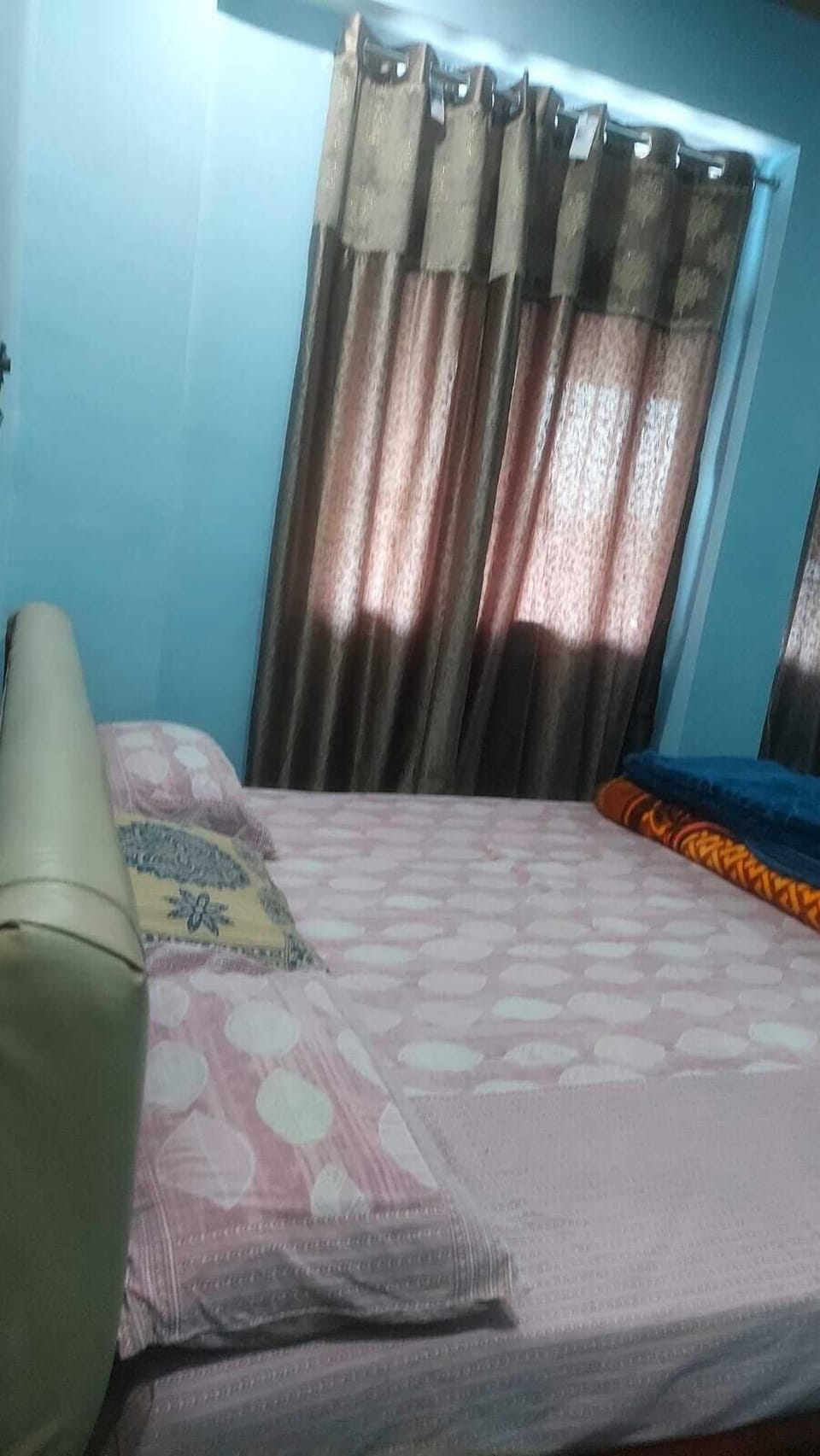 Deluxe Room | Iron/ironing board