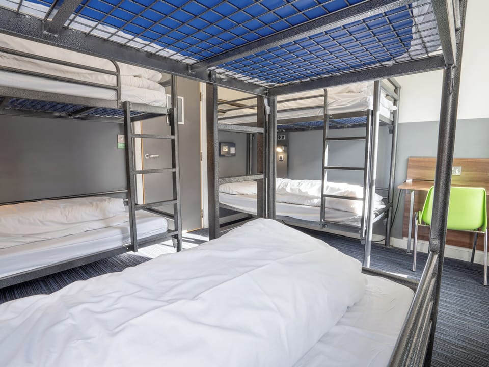 Free WiFi, wheelchair access