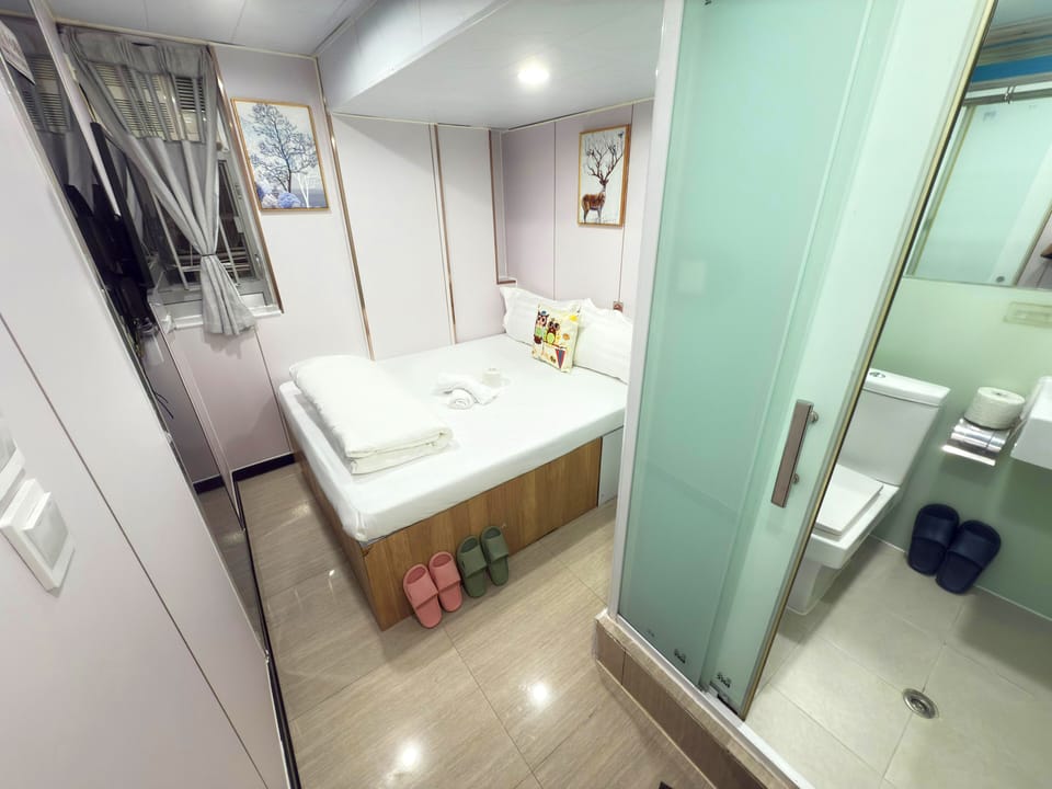 Comfort Double Room | Free WiFi