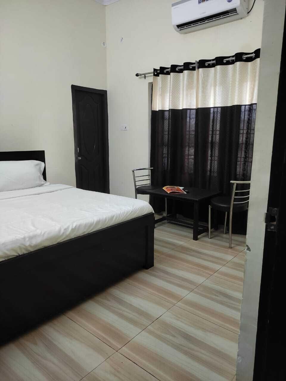 Standard Room, Balcony, Garden View | Free WiFi