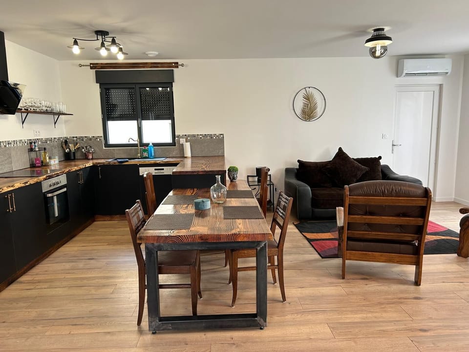 Comfort House, Valley View | Living area