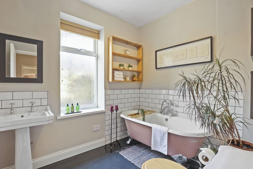 Wyndgrove House - North East Escapes Cottage in Seahouses