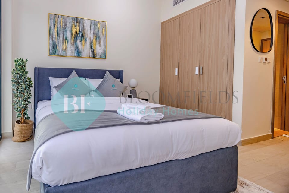 In-room safe, iron/ironing board, free WiFi