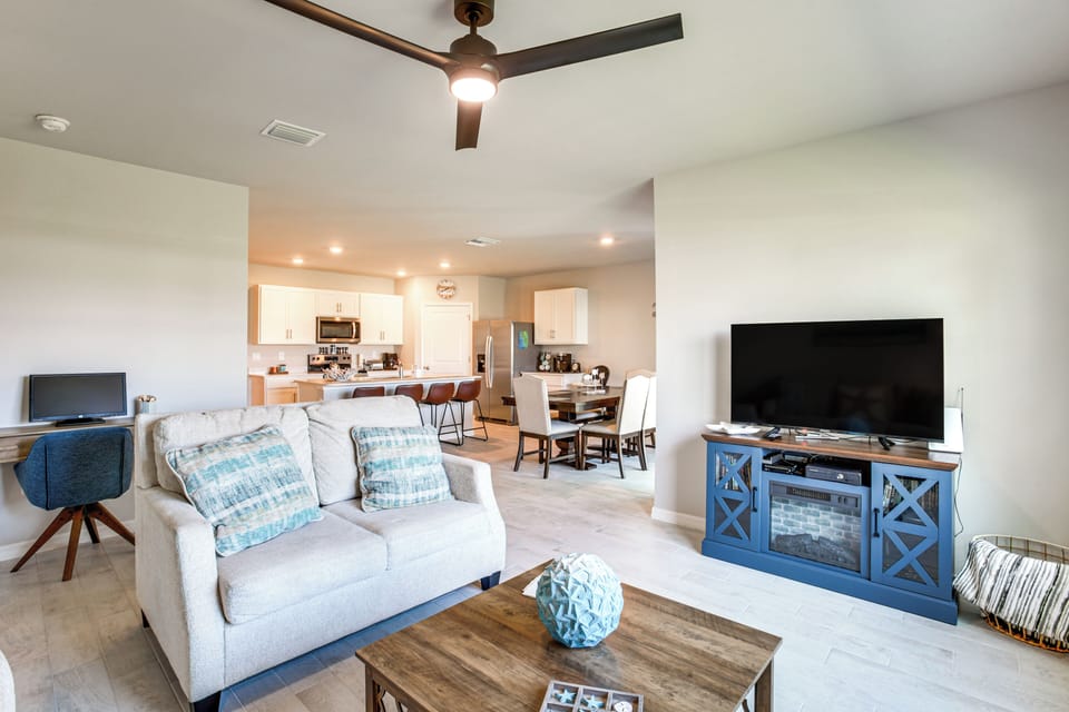 House (4 Bedrooms) | Interior