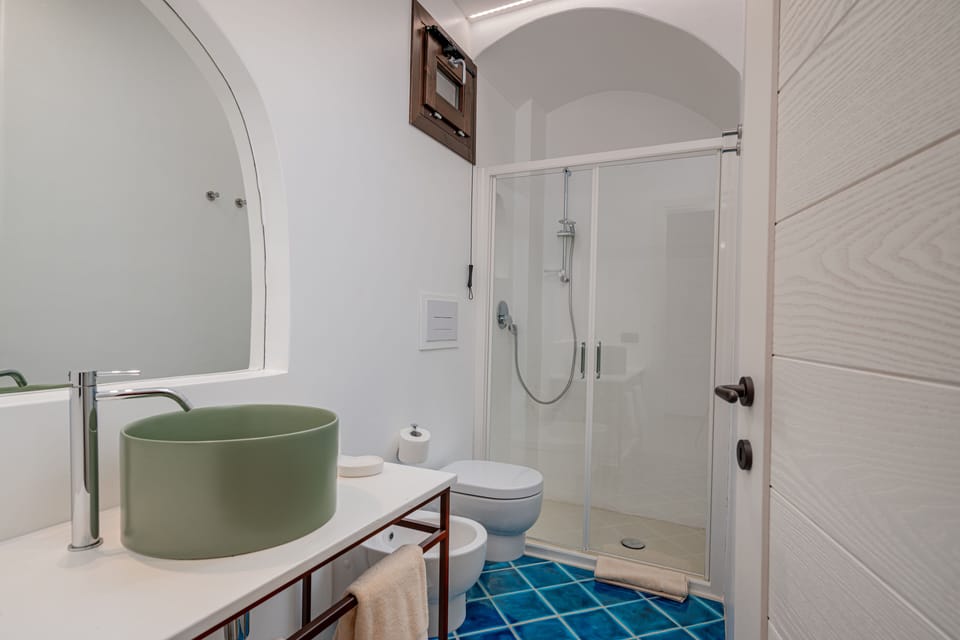 Classic Double Room, 1 Double Bed | Bathroom | Bidet