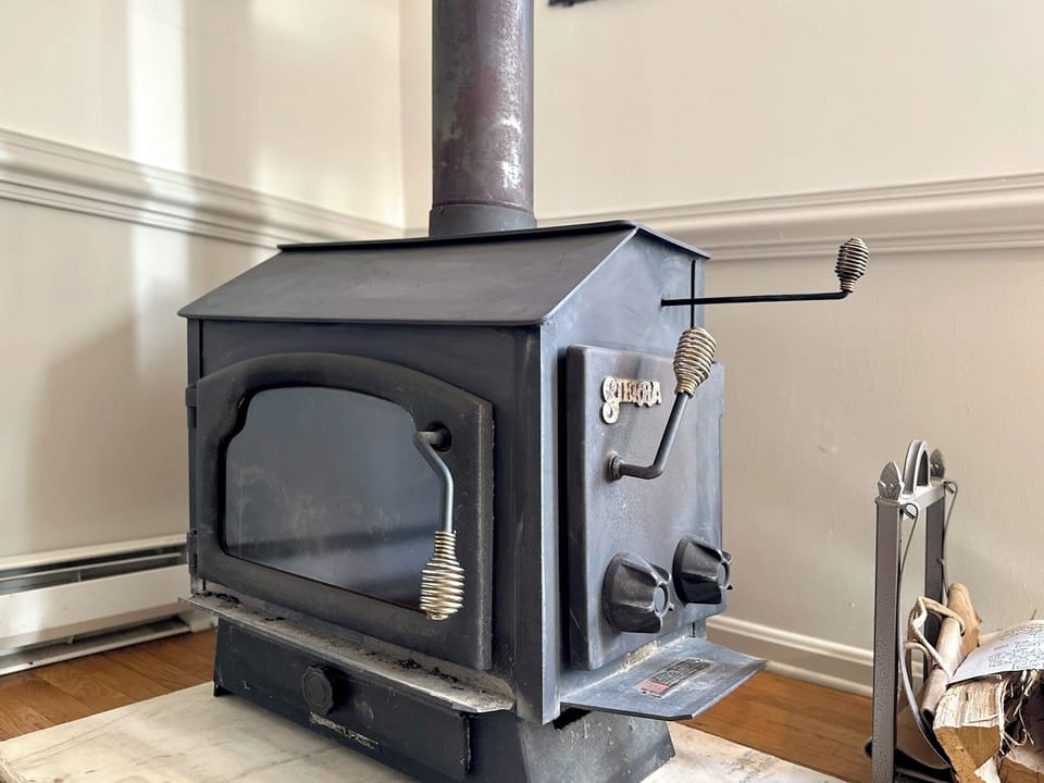 Wood burning stove