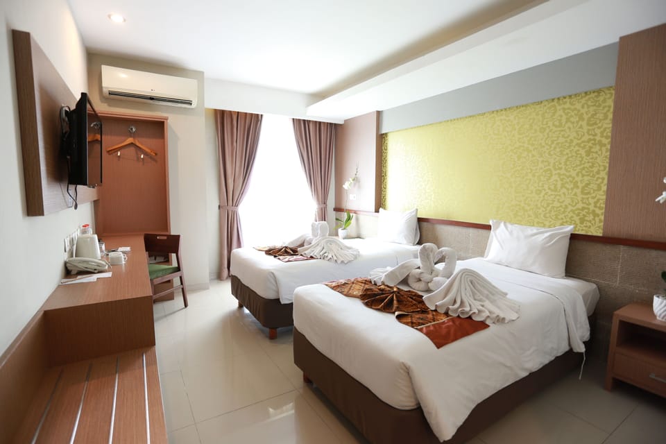 Superior Twin Room | Desk, rollaway beds, free WiFi