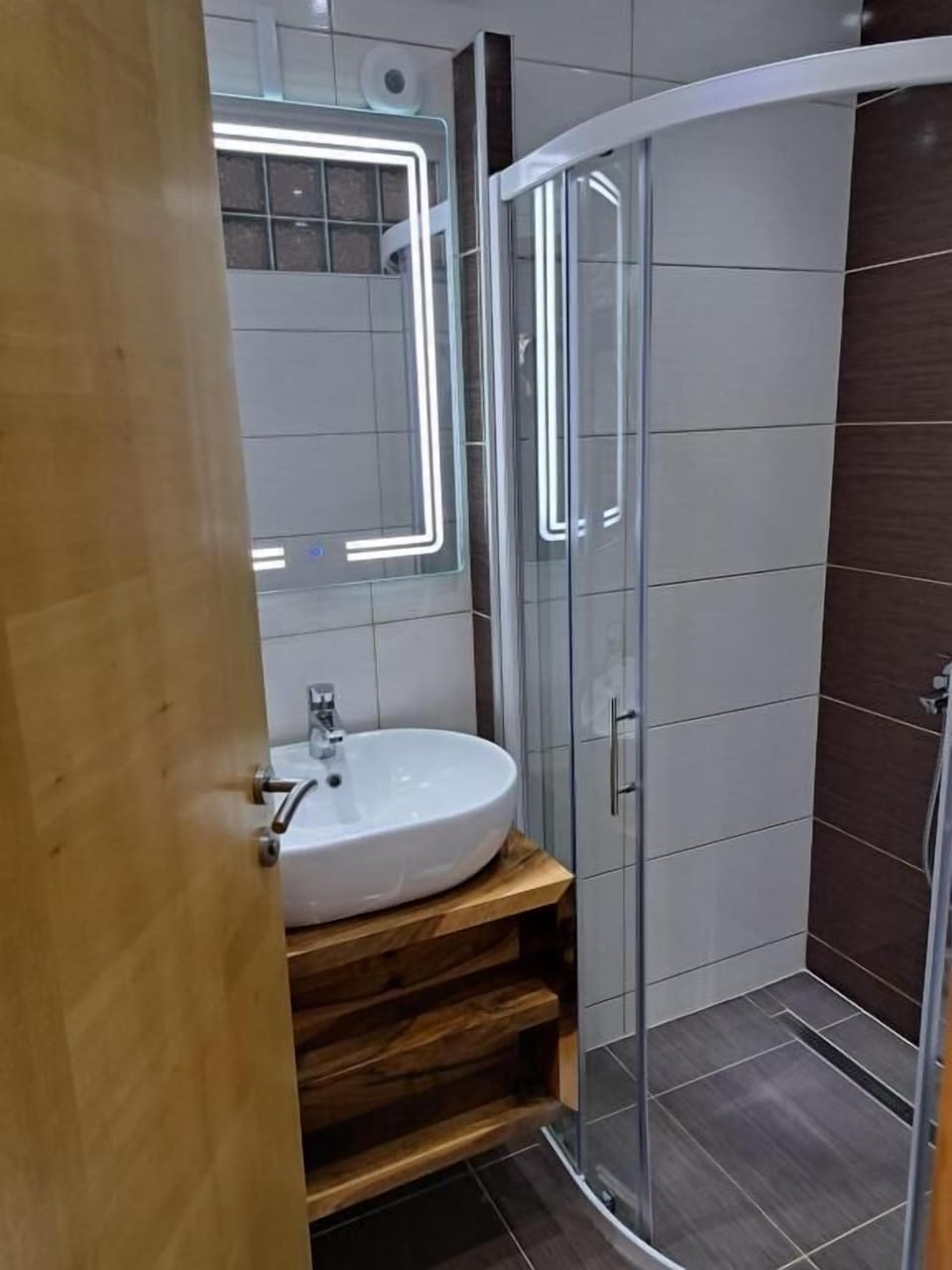 Comfort Quadruple Room | Soundproofing, free WiFi