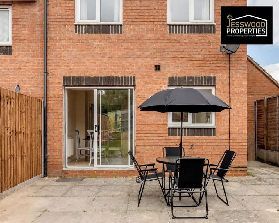 Jesswood Properties Short Lets & Serviced Accommodation