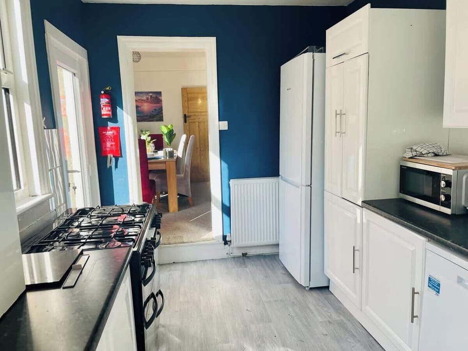 Large fully equipped kitchen
