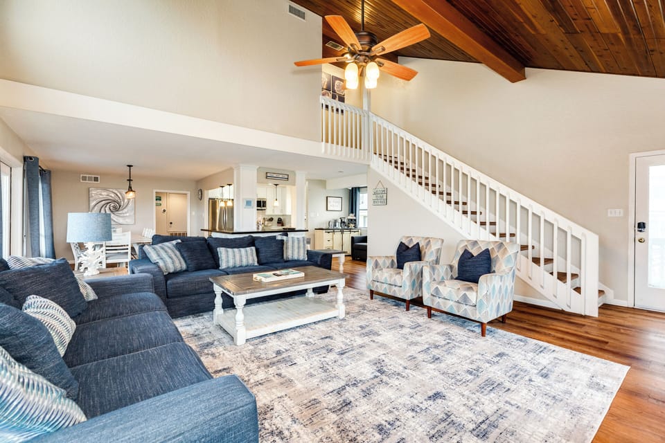 Plenty of comfortable seating for the whole group, plus a Queen sleeper sofa