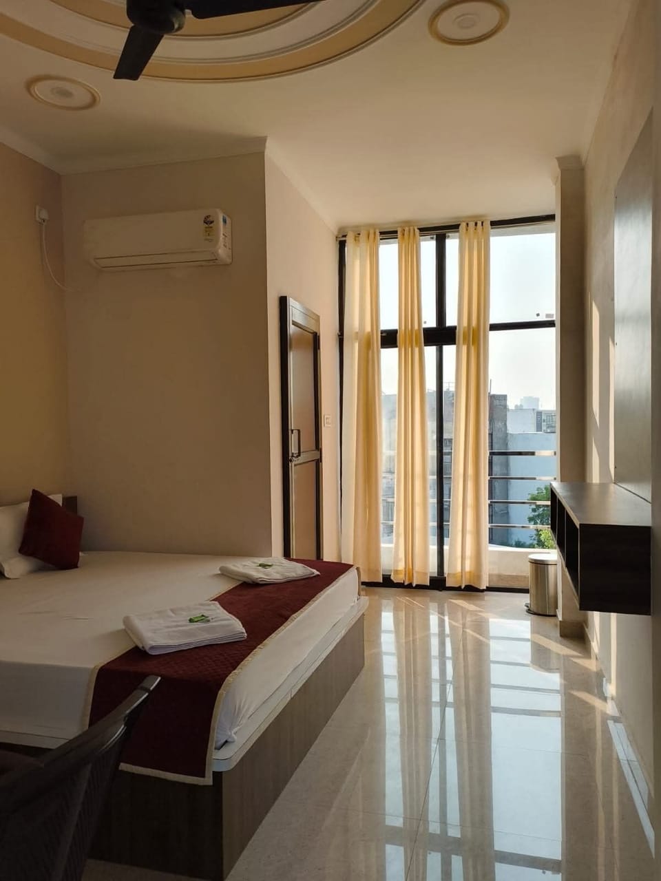 Deluxe Double Room, Garden View | Free WiFi
