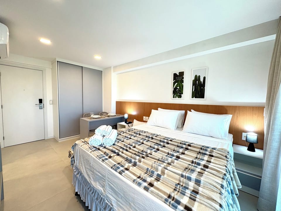 Deluxe Apartment, Lanai, Sea View | 1 bedroom, free WiFi