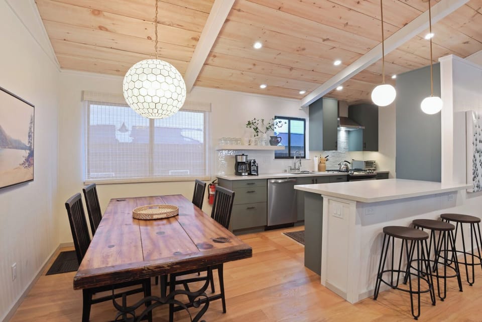 Dining table that seats 8