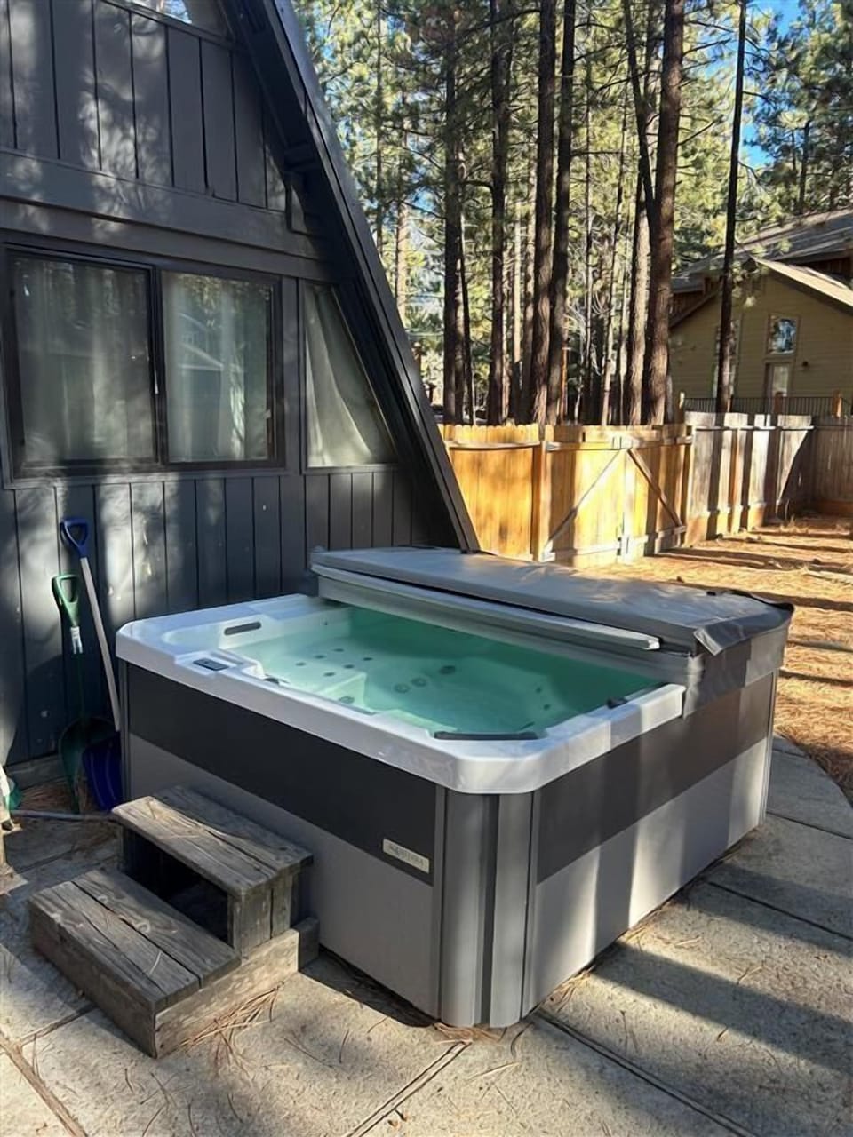 Private hot tub