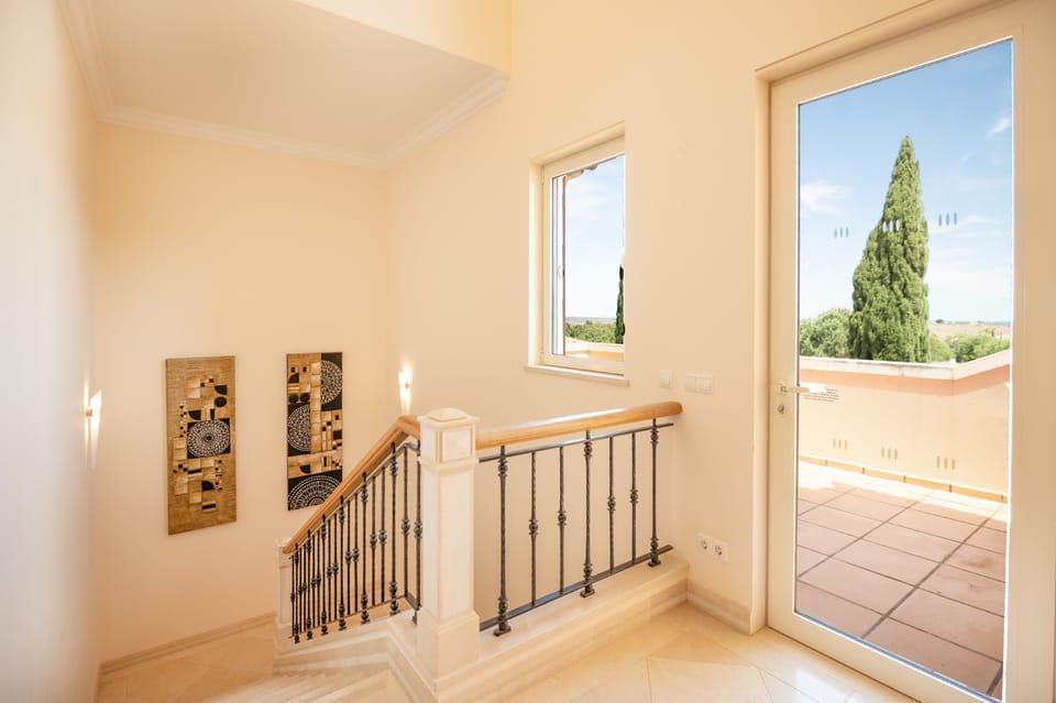 First floor landing with balcony access
