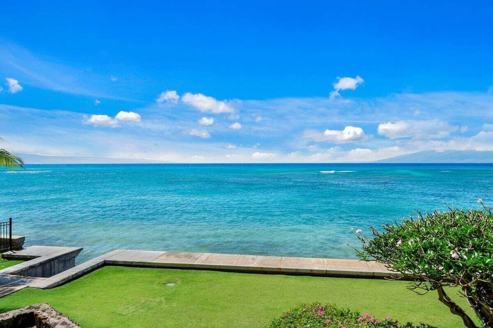 Stunning view of the Pacific from your private lanai