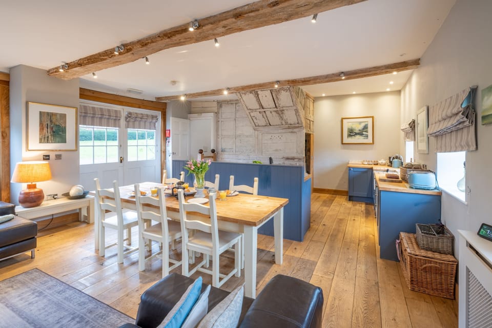 Ground floor: Open-plan kitchen/dining/sitting area