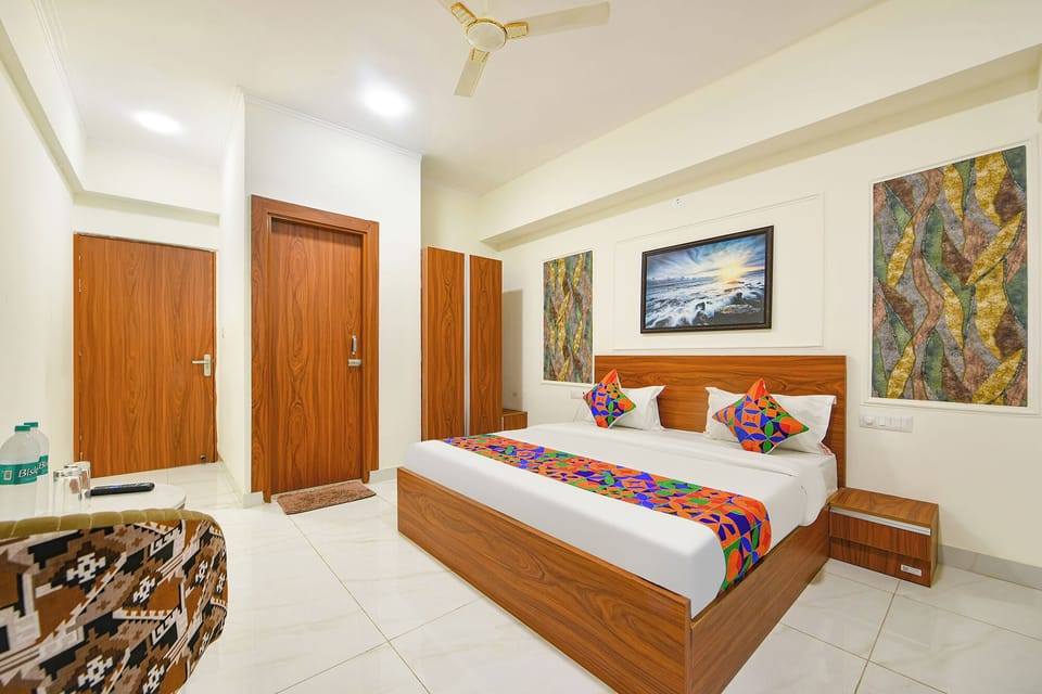 Premium Room | Egyptian cotton sheets, premium bedding, in-room safe, free WiFi