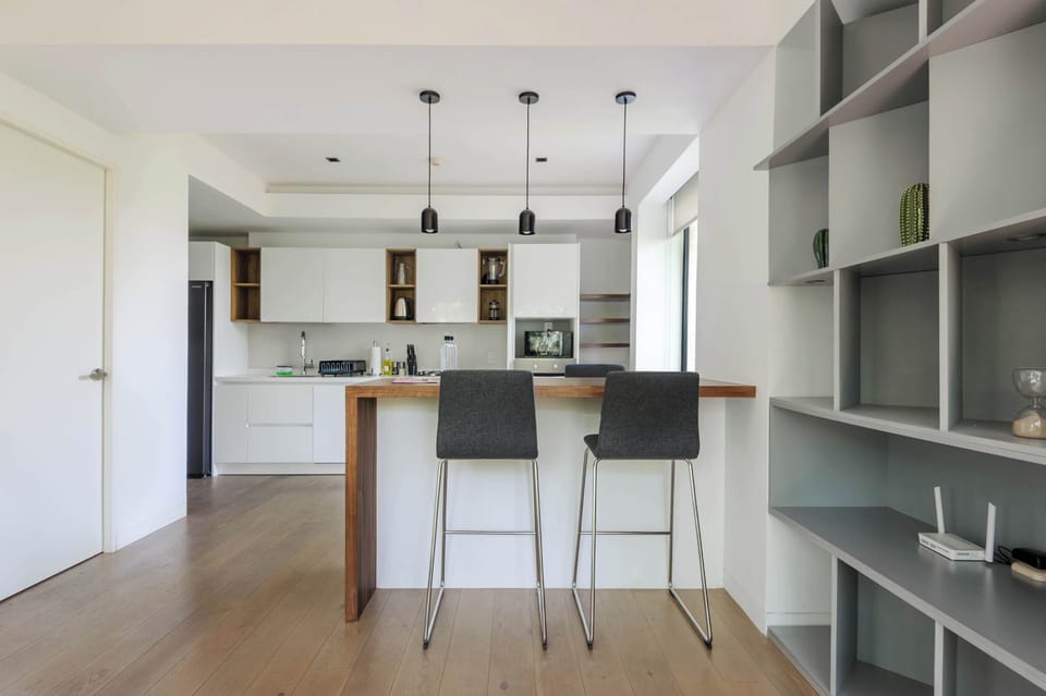 Kitchen bar