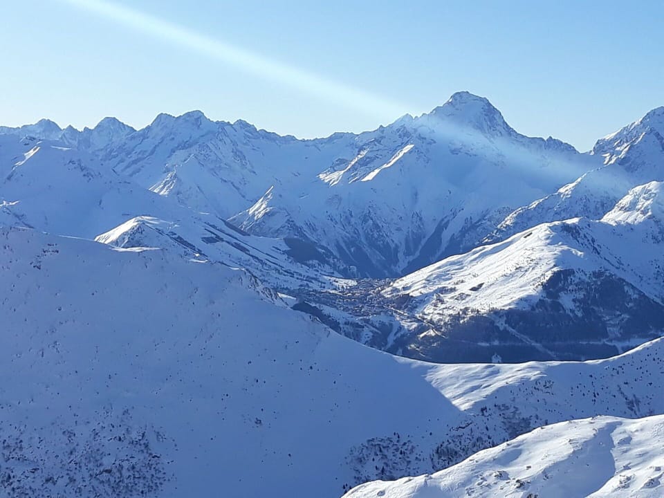 Mountain, Blue, Snow, Mountainous Landforms, Winter, Mountain Range, Terrain, Highland, Glacial Landform, Ridge