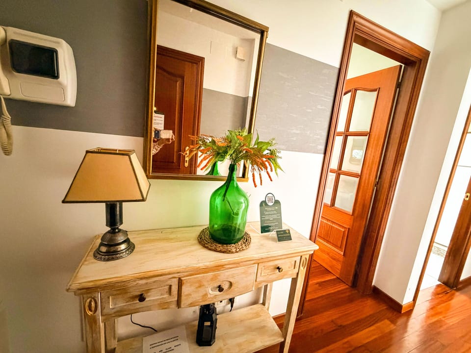 Penthouse, 1 Bedroom | Living area | TV