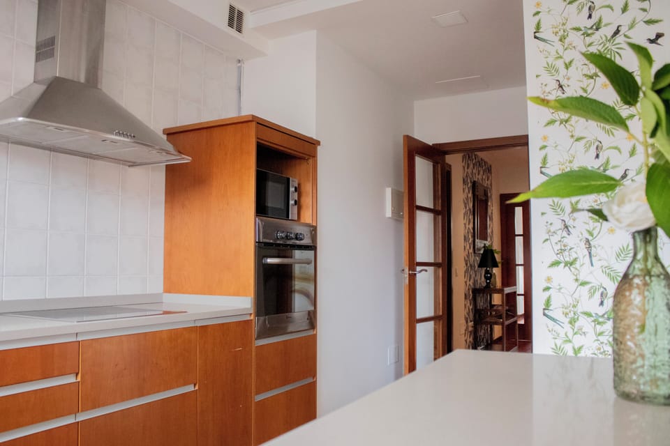 Superior Penthouse, 3 Bedrooms, Terrace | Private kitchen | Fridge, microwave, stovetop, cookware/dishes/utensils