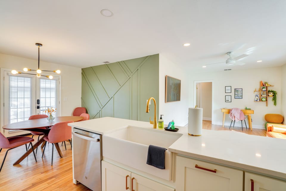 House (3 Bedrooms) | Interior
