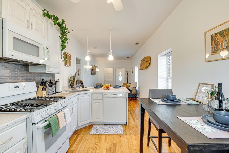 House (3 Bedrooms) | Interior