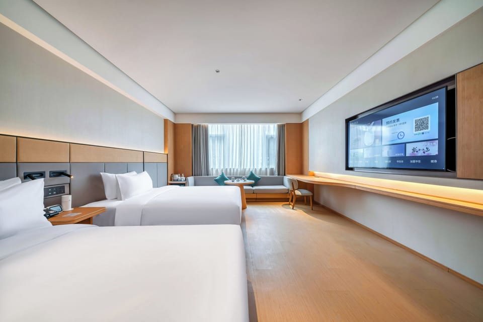 Family Twin Room | Select Comfort beds, desk, laptop workspace, blackout drapes