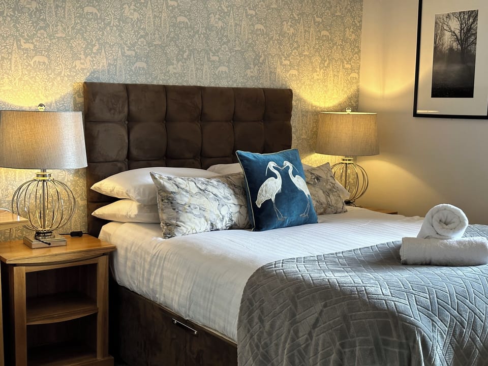 Basic Double Room | Hypo-allergenic bedding, in-room safe, iron/ironing board, free WiFi