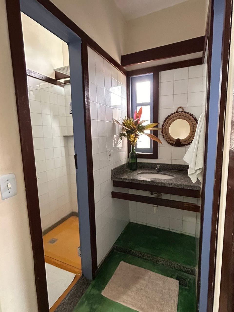 Family Quadruple Room | Bathroom | Shower, towels, toilet paper