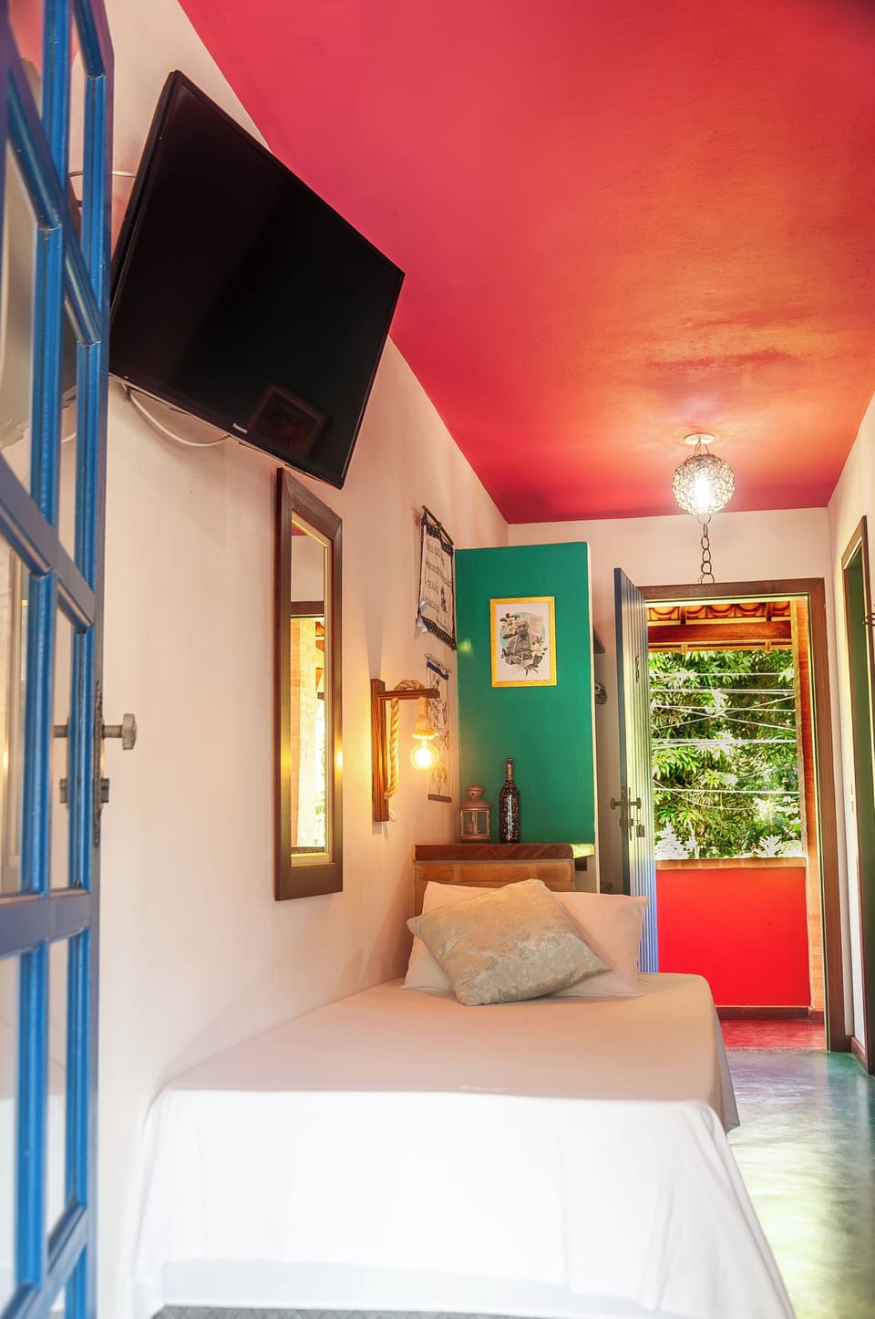 Superior Triple Room, Lanai, Sea View | Minibar, desk, free WiFi, bed sheets
