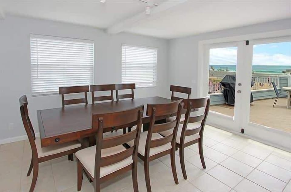 Unit C Dining Area