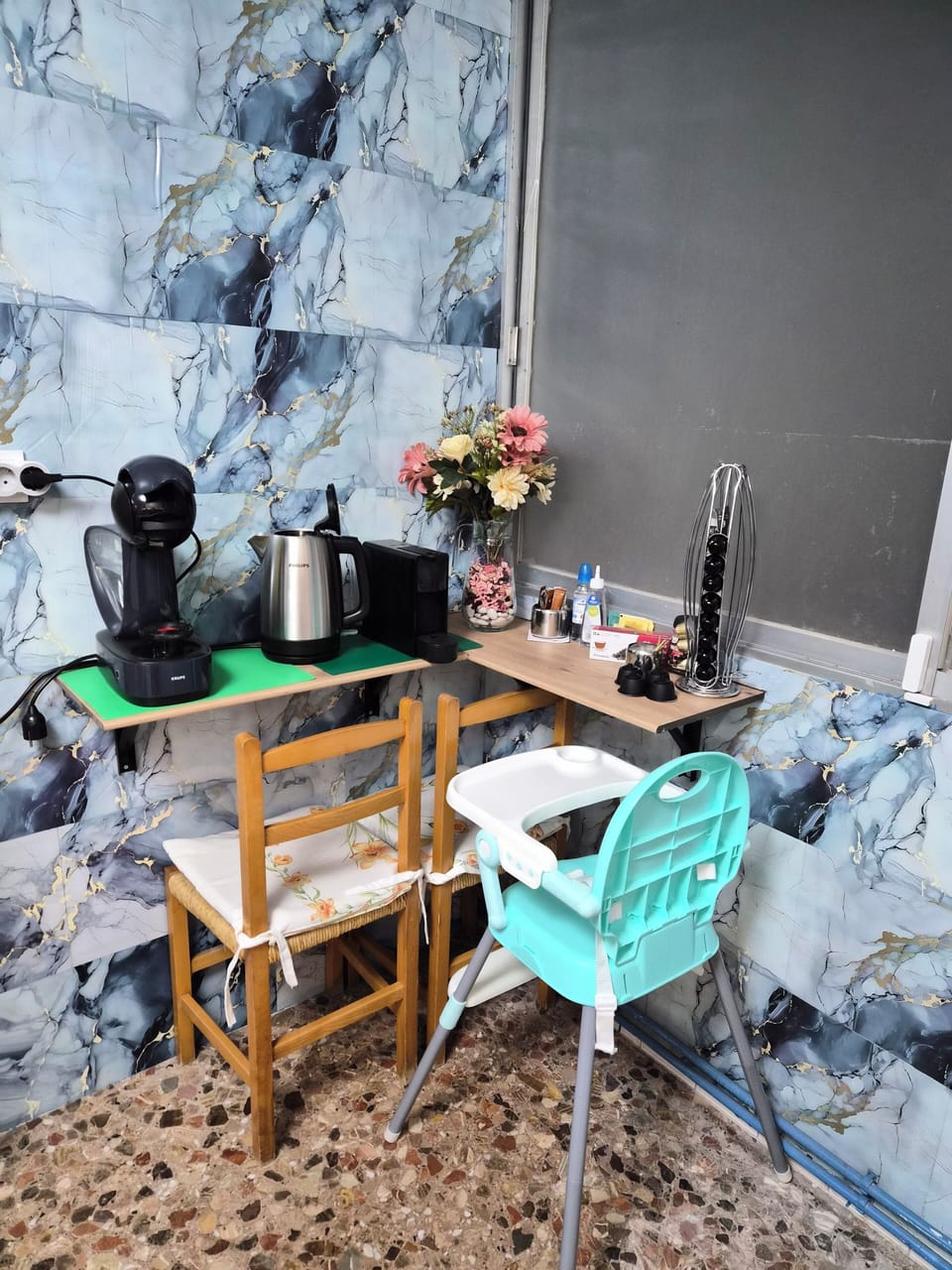Kitchen  Coffee corner 