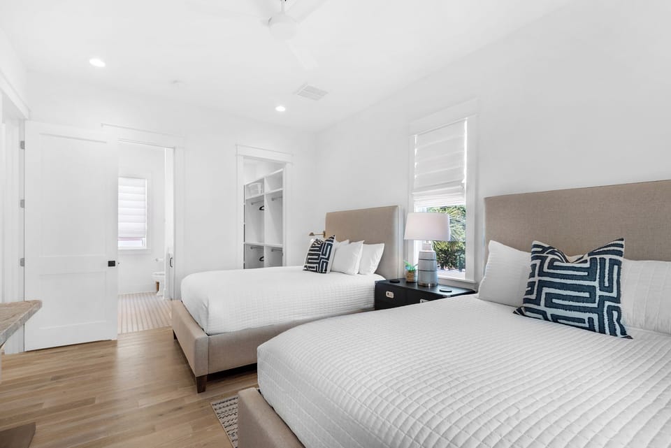 Guest bedroom