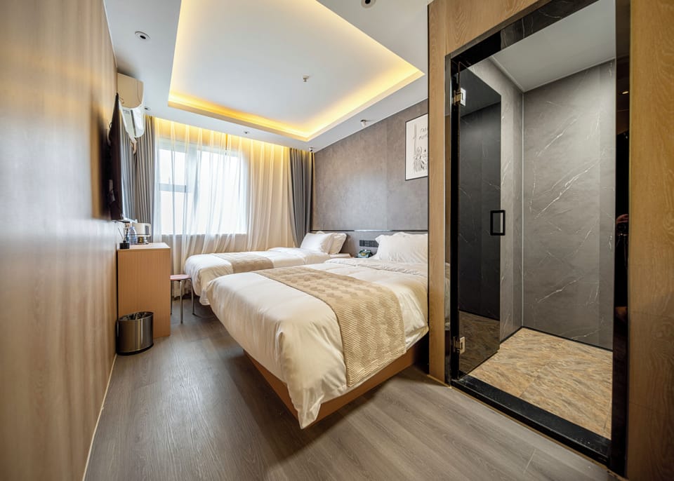 Economy Twin Room | Free WiFi, bed sheets