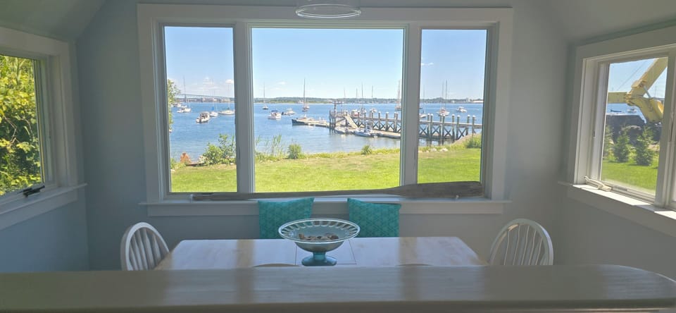 Your breakfast view with seating for 6
