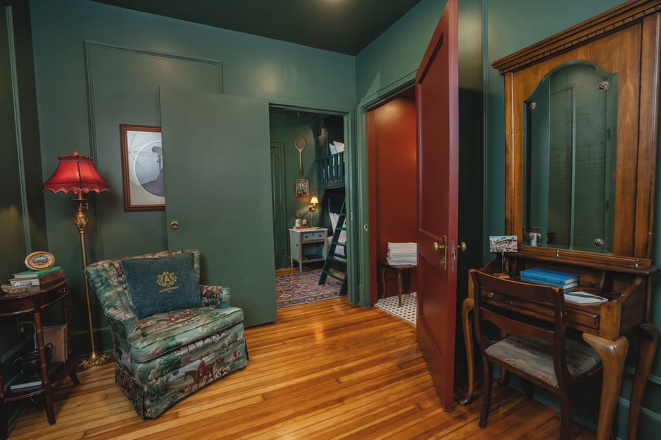 Standard Single Room | Blackout drapes, iron/ironing board, free WiFi, bed sheets