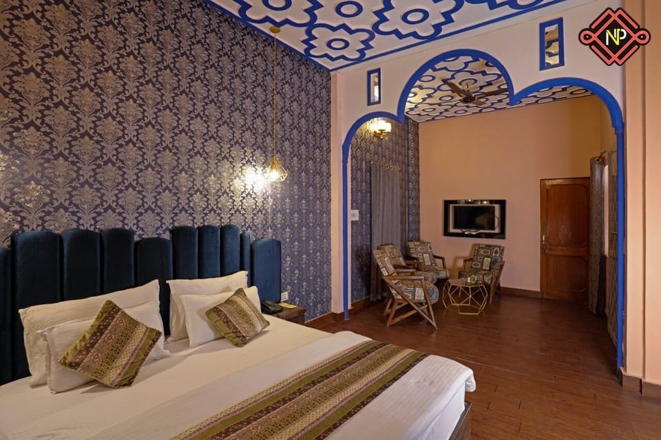 Executive Room | Desk, WiFi (free)