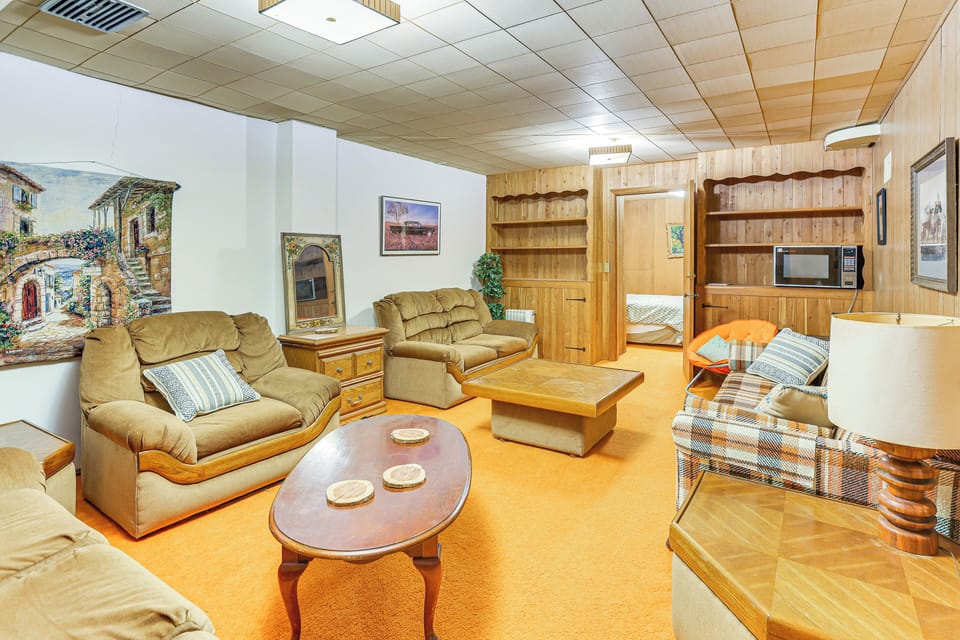Family Room | Lower Level
