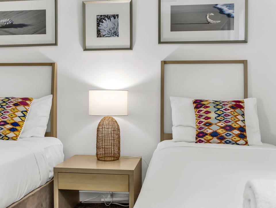 Deluxe Apartment, 3 Bedrooms, Garden View | 3 bedrooms, desk, iron/ironing board, cribs (surcharge)