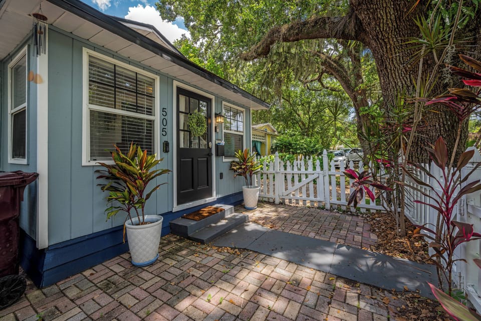 Outdoor space in front of the house
