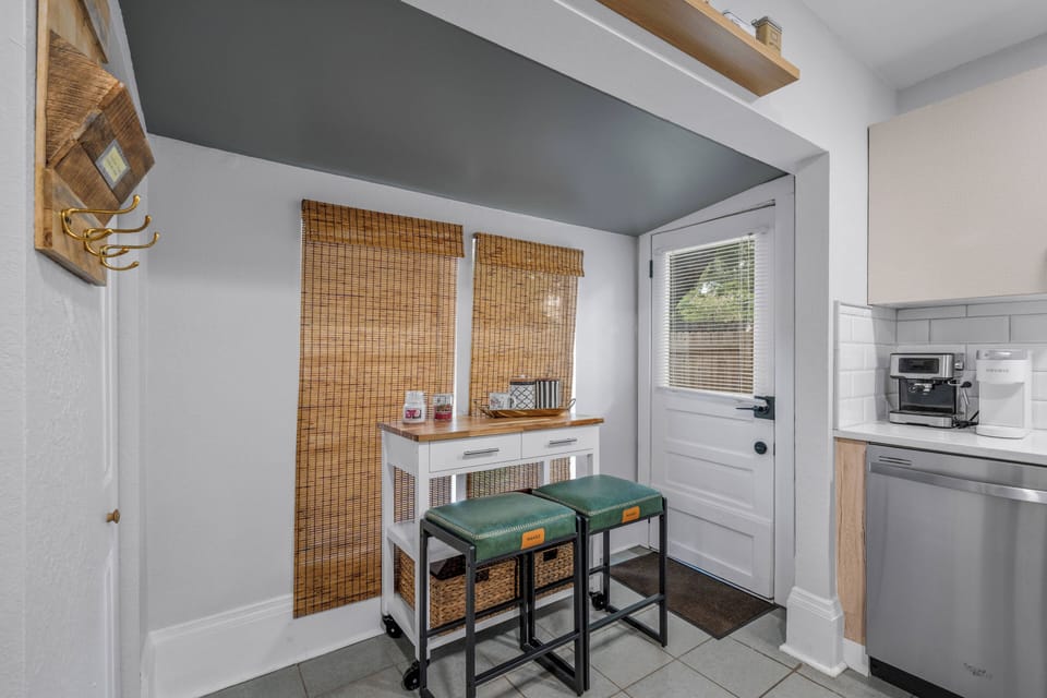 Seating area in kitchen