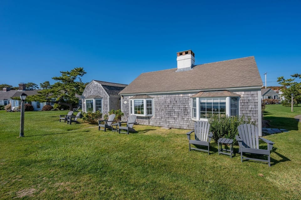 Welcome to Cottage 10 - The Beach Plum
